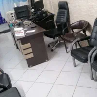 فروش لوازم اداری ( میز اداری و صندلی)