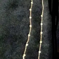 طلای بدون اجرت فقط۲۰۰بالای تابلوهمگی فاکتور  دارن