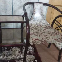 میز تلفن تمیز و سالم