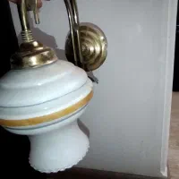 چراغ لامپ حیاط