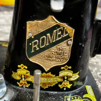 چرخ خیاطی قدیمی عتیقه|کلکسیون اشیاء عتیقه|مبارکه, |دیوار