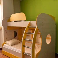 تخت دو طبقه  کودک  و بزرگسال  در حد نو