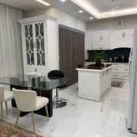 آپارتمان تک واحدی از مجموعه ۳ واحدی