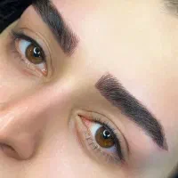خدمات فیبروز ابرو و شیدینگ لب