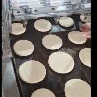دستگاه کلوچه زن چهار نازل Ar322