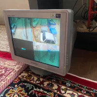 کیس کامپیوتر و مانیتور