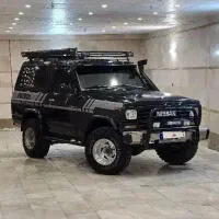 پاترول دو در مشکی مدل ۱۳۷۵
