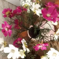 ۵شاخه گل به همراه گلدان|گل مصنوعی|ری, ولی آباد|دیوار