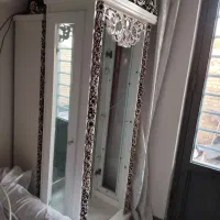 یک عدد بوفه و یک عدد ساعت ایستاده چوبی|بوفه، ویترین، کنسول|کلاله, |دیوار