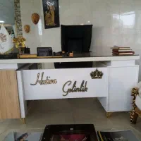 میز مدیریت سفارشی