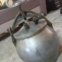 زودپز قدیمی تمیز سالم