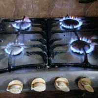 گاز چهار شعله اخوان
