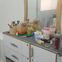 صندلی اصلاح و آیینه کنسول.صندلی تخت شو