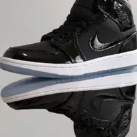 کفش جردن وارداتی بابهترین کیفیت ونازل ترین قیمت