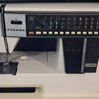 چرخ خیاطی ژانومه ۲۰۰۱. در حد آک|چرخ خیاطی و ریسندگی|امیدیه, |دیوار