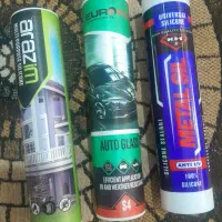 چسب سلیکون شفاف و تعدادی مشکی ماشینی