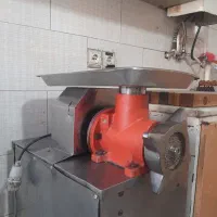 چرخ گوشت تسمه ای تیغ ۳۲ پنجره|کافی‌شاپ و رستوران|رشت, سلیمانداراب|دیوار