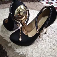 کفش|کیف، کفش، کمربند|شهریار, شهریار|دیوار