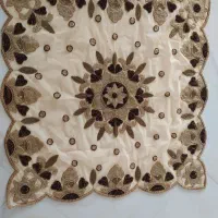 رو میزی و رانر