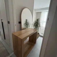 آینه و کنسول مدرن