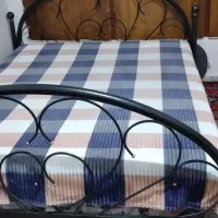 ست تخت خواب وآینه و میز آرایشی