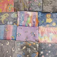 روبالشی و پتو طرح کودک و پتو  قرمز مناسب شب چله|رختخواب، بالش، پتو|قم, شهرک امام حسین|دیوار