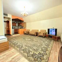 سوییت روزانه،ماهیانه نزدیک پل خواجو نقش جهان ۳۳پل