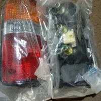 چراغ خطر عقب نیسان
