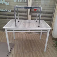 تعداد۹ عدد میزغذاخوری وتعدادی میز عسلی