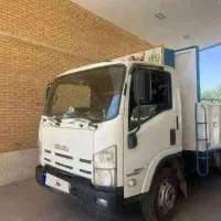 ایسوزو مدل ۹۳ معاوضه با ۸ تن