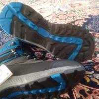 کفش کوهنوردی|کیف، کفش، کمربند|ایلام, |دیوار