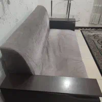 مبل ۷ نفره همراه با میز عسلی