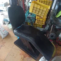 صندلی آرایش گاه. آرایشگاه