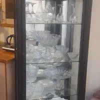 بوفه قهوه ای سالم و تمیز