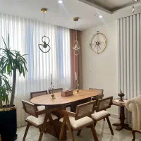 صندلی مینیمال چوبی پشت حصیر بامبو قابل مونتاژ گردو