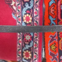 یک عدد شمشیر فولادی خیلی قدیمی حداقل ۷۰۰ سال دارد