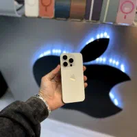 آیفون 15پرو رنگ جذاب سفید  باتری 100%