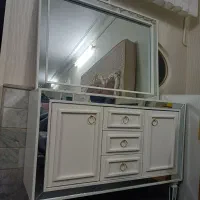 آینه و کنسول