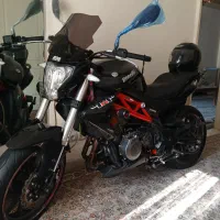 بنلی ۳۰۰ مدل ۹۸