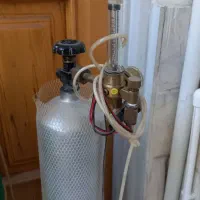 کپسول آکواریوم دارای رگلاتور و مانومتر