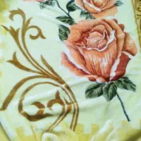 پتو خارجی دو لایه گل برجسته مارک Guldan