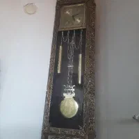 ساعت برنز ایستاده