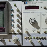 اسپکتروم آنالایزر HP-8565A