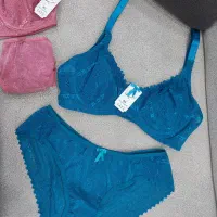 لباس زیر زنانه|لباس|پرند, فاز ۶|دیوار