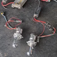 لامپ زنون ومه شکن