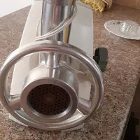 چرخ گوشت|خردکن، آسیاب، غذاساز|قم, نوقطار|دیوار