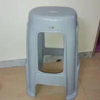 چهارپایه پلاستیکی