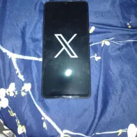 گوشی poco c65 با کارتون