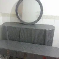 میز و کنسول آیینه