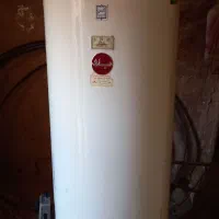 آبگرمکن در حد نو بدون پوسیدگی